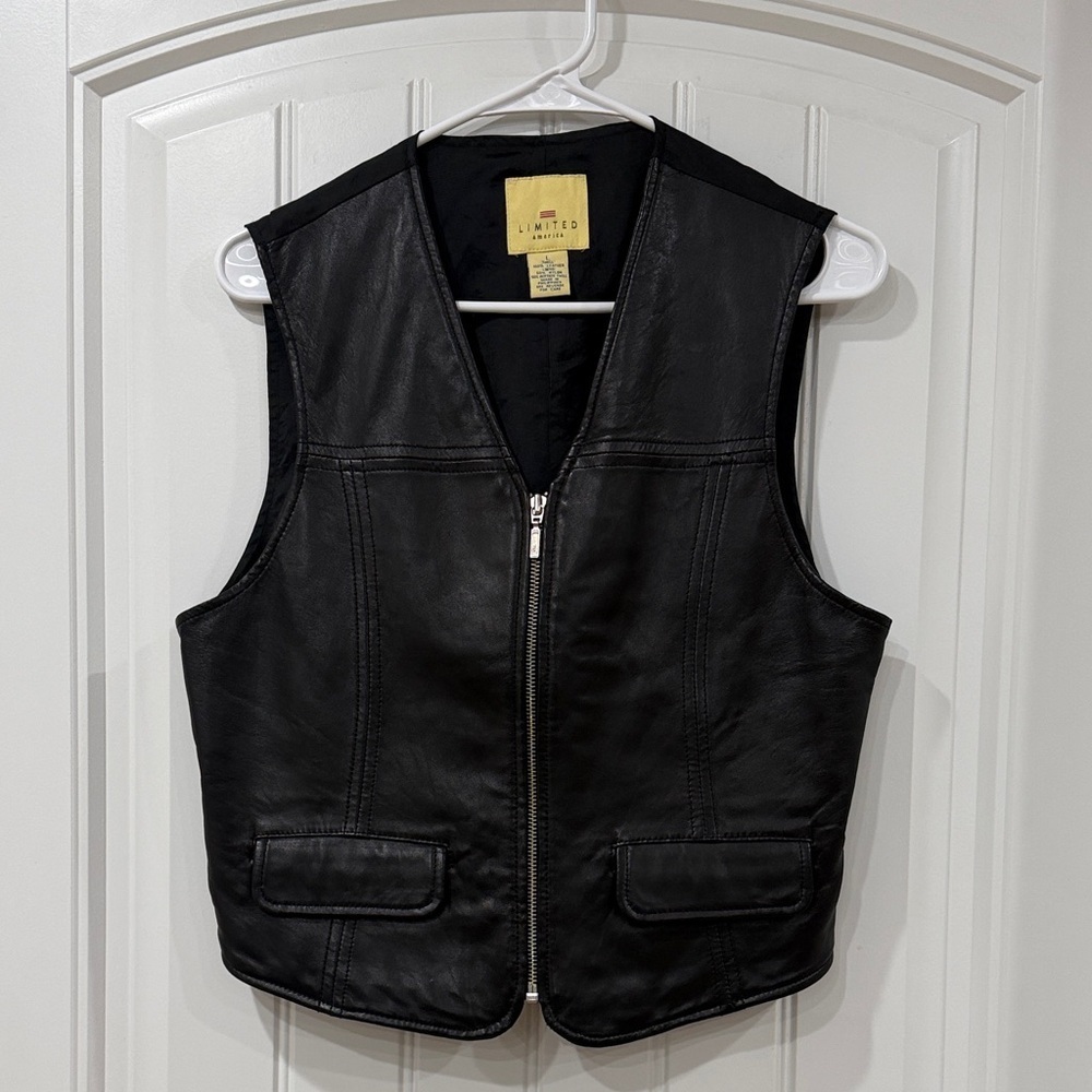 EUC VINTAGE Y2K The Limited Black Leather Vest with Zipper